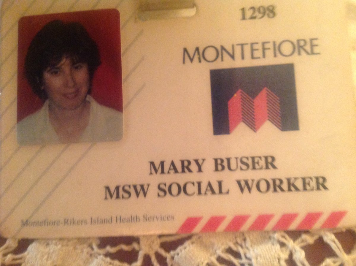 BuserMary's tweet photo. Torment of #Solitaryconfinement begs question: why do social workers participate? @socworkersSC @MichiganDebra @nasw https://t.co/1vUUWhDD4p https://t.co/gWM8ghIftf