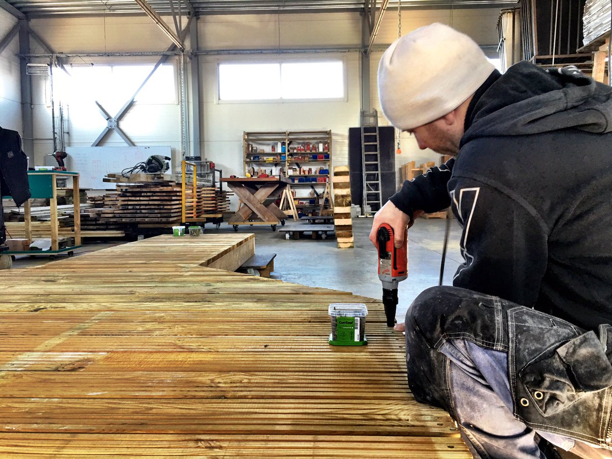 crafter2crafts's tweet photo. 🤔🤔🤔🤔Our quiz of the day🤔🤔🤔🤔

The Estonian craftsman Andres Agan is crafting what kind of products? #water #floating #crafter2craftsmen https://t.co/axrusyUhBQ
