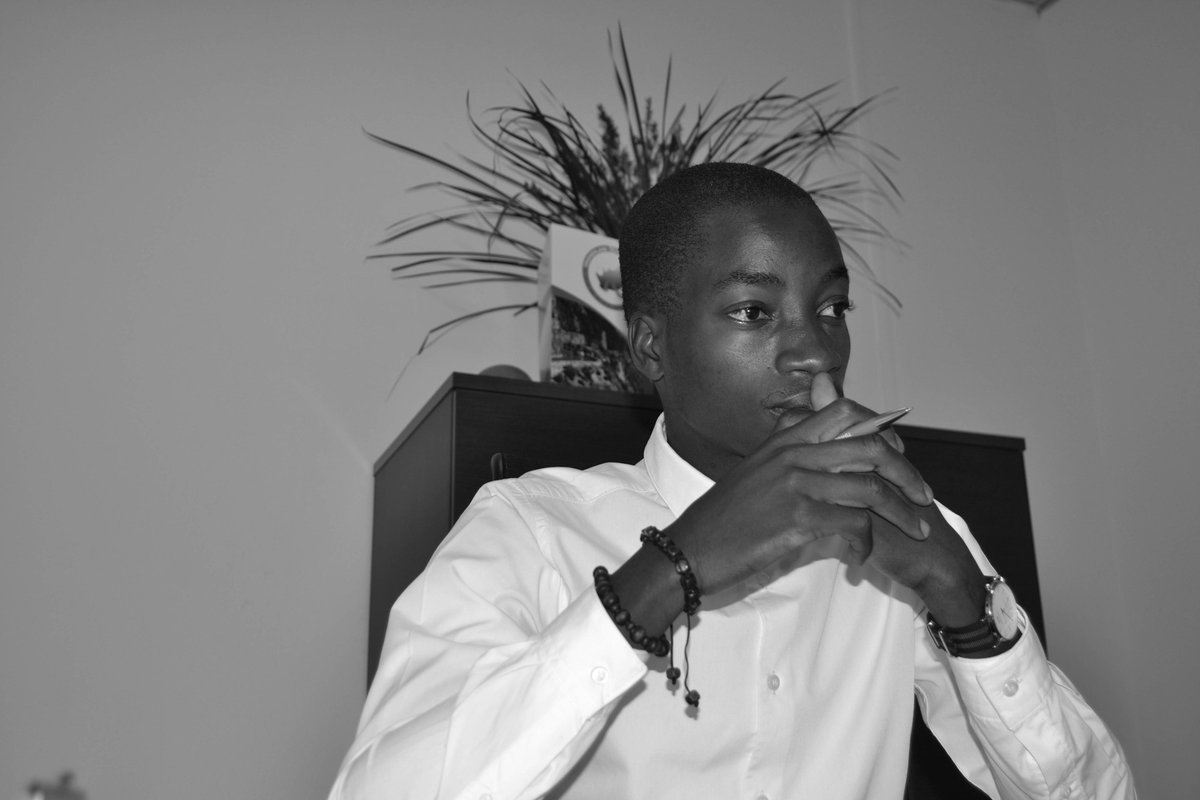 Vhandilanitrav1's tweet photo. #HulisaniNthungeni
Owner and founder of VTT, he started VTT with the passion for travelling and with an aim of job creation.
#waytogoMrCEO https://t.co/leZIrEXHlJ