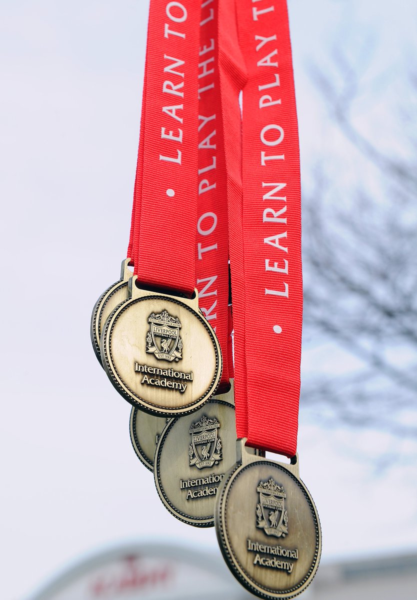 Learn to play #TheLiverpoolWay at the #LFC Academy this Easter soccerschools.liverpoolfc.com/uk-courses/aca…