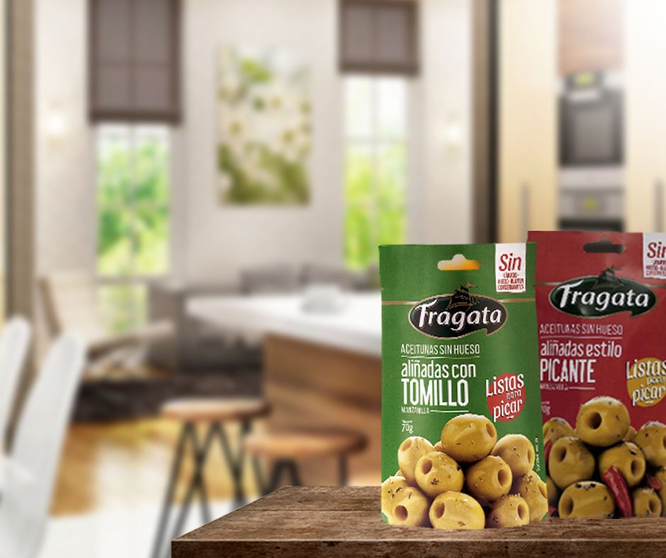 FragataES's tweet photo. ¡Se nos ocurren muchas formas de alegrar el día! ¿Comenzamos con un picoteo? #AceitunasFragata #Fragata #FelizLunes #TuPausaMediterránea https://t.co/uIxL8iCPNW