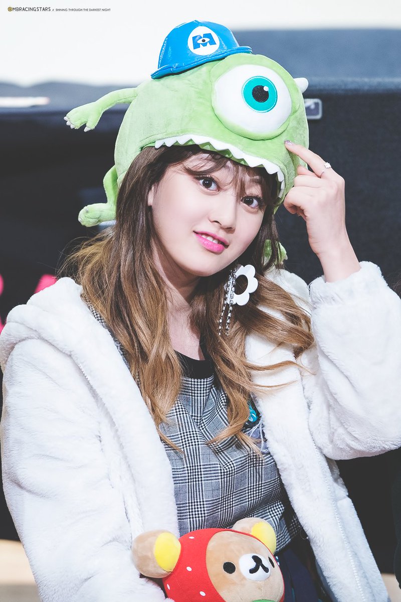 MbracingStars's tweet photo. 170305 #지효
모자에 모자까지 합치묜..
#JIHYO #트와이스 #TWICE https://t.co/Co7IhwmVgf