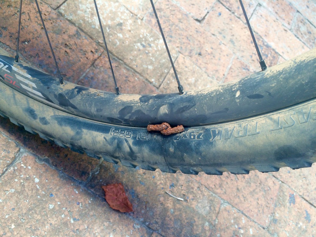 If you come home like this you've got some practise during training 😉
THX @Team_Spur for technical workout last week! Fixed it super fast 🙋