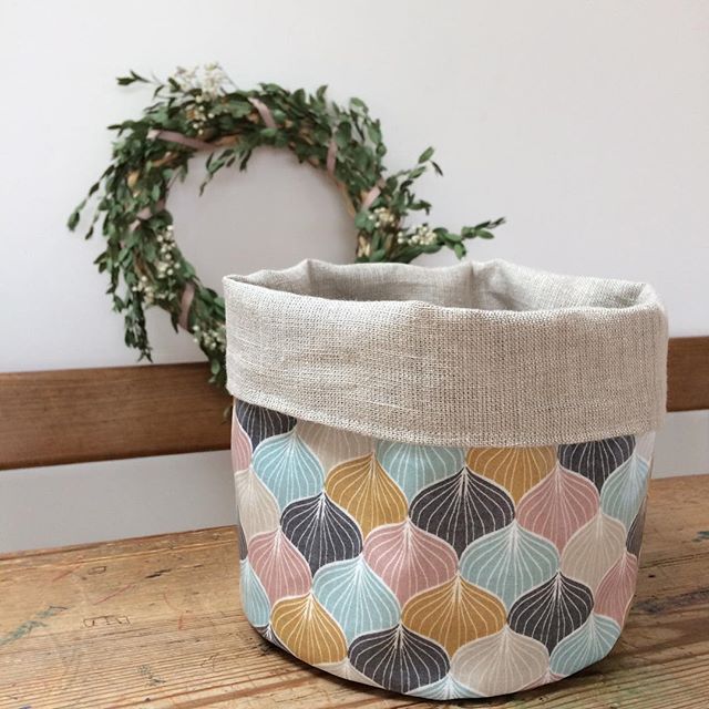 AtelierCreation's tweet photo. Nouvelles toiles enduites à découvrir sur le site Internet et en boutiques https://t.co/aVfPItuTl1 #couture #coutureaddict #DIY #paris https://t.co/0Hxow48yP9