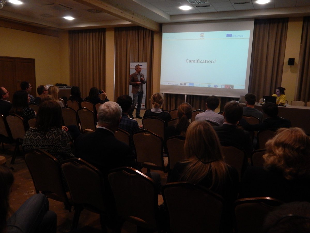 SIR20015's tweet photo. Expert from @VistulaEdu is presenting the idea of gamification!
#ErasmusPlus #robotics #Robots #games https://t.co/ITEdNyi7w7