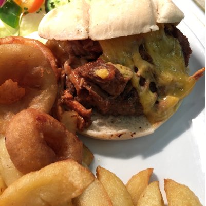 MeadowFresh5's tweet photo. #NewProfilePic Our Big Texan burger for only £5.95 https://t.co/kyG8yivmMU