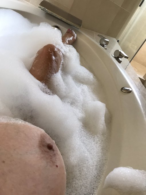 Happy Moanday my peeps!! https://t.co/GxOlynJ5hp