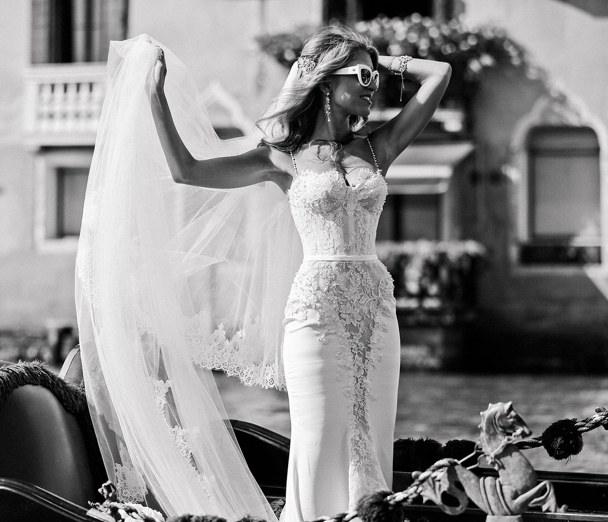 EigirdasScin's tweet photo. Are you dreaming about fashionable #gondola ride on your #wedding day? #Venice #wedding #bridal by #whitefashionphotographer @stevenkhalil https://t.co/54dFokit6H