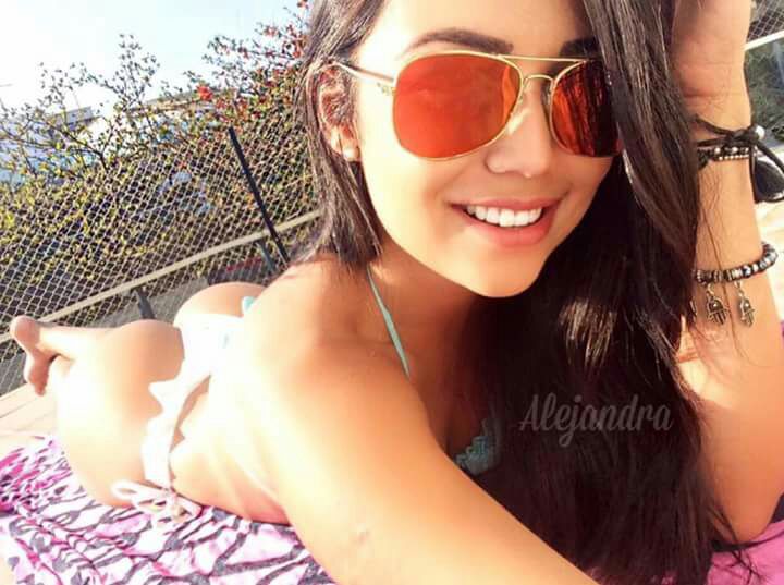 0535 423 36 92
SLM BEN NAZLİ İKİ YABANCI BAYANIZ YASIMIZ 20 VE 22 KENDİNE GÜVENEN ELİT BEYLERİ BEKLİYORUS