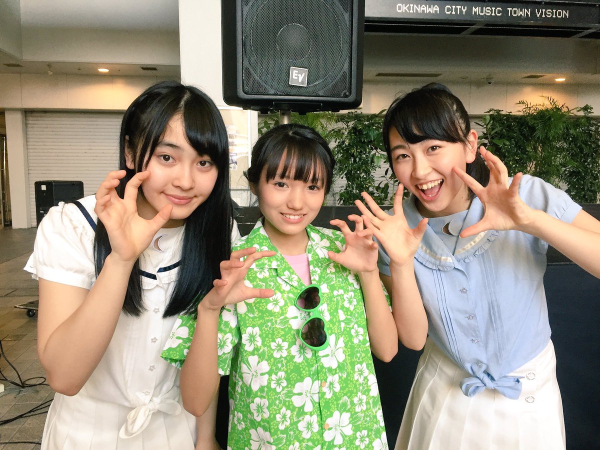 O Xrhsths のぶのぶ 青アフロ あっくん Sto Twitter 黒川とアイドル 皆 思ってたより しっかり話出来てた クロちゃんとの掛け合いも良かった 皆 良かったよッ この調子で頑張れッ でも 香鈴ちゃんの喉の調子がまだ悪いみたいで心配 ちゃうちゃうわっ