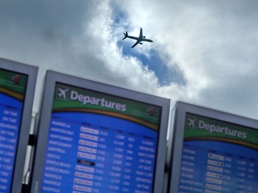 usatodaytravel's tweet photo. Cheapest days of the week to fly: Little shifts in your itinerary can bring big savings https://t.co/0NOUMw49zg https://t.co/3rBEmddZ4G
