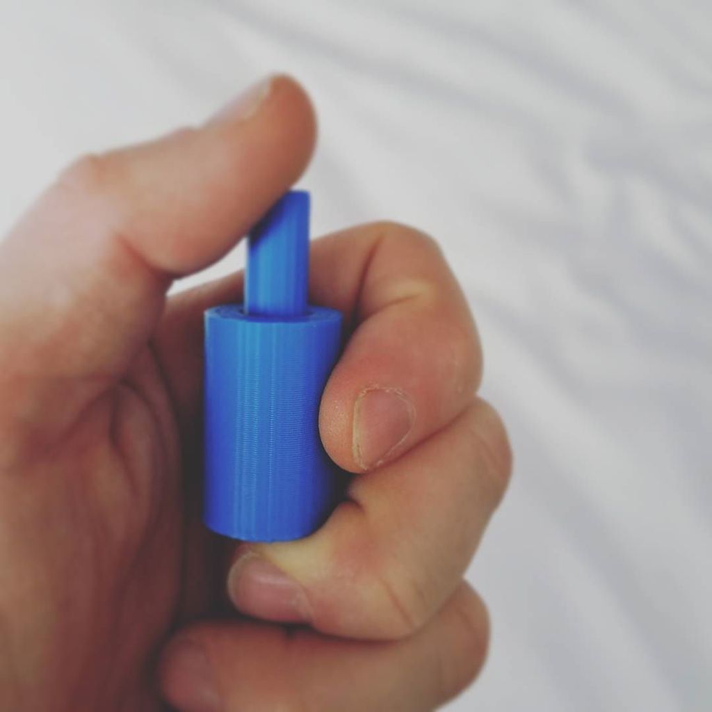 WickedDecent's tweet photo. Game on #sxswedu; focus fidgets ready to go https://t.co/LMFYH2xV73 #designedbykids #producedbykid… https://t.co/zeY2agGeoo https://t.co/8XQf7puew8