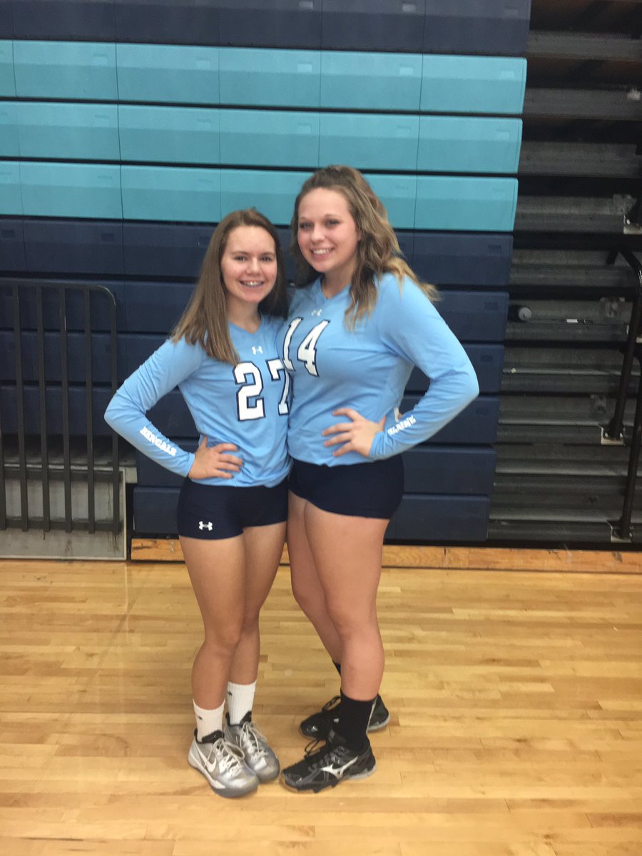 mckenzie_8811's tweet photo. @_megankeller_ Happy bday mkell, I hope your days fun :-)) imysm #bedjumping 💙💙 https://t.co/8zdyx4OhPs