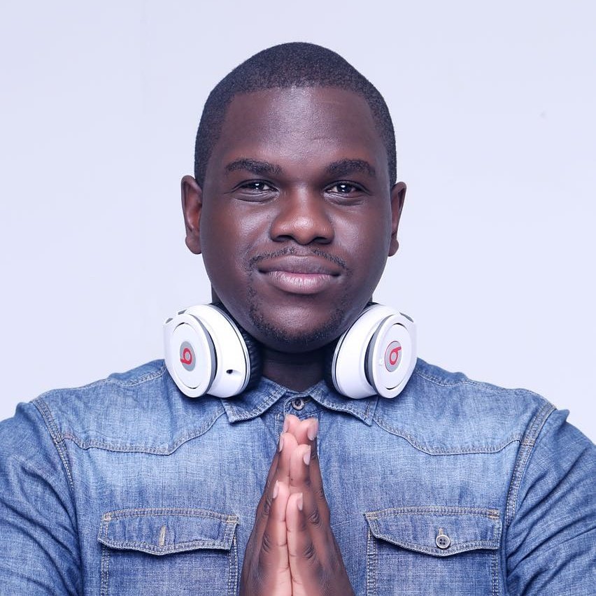 renokabachelor's tweet photo. Two awesome Deejays paying tribute to the ladies tmrw at sky lounge prior to women's day.#Djsimples & #Djglobal https://t.co/JYmm89LVj4