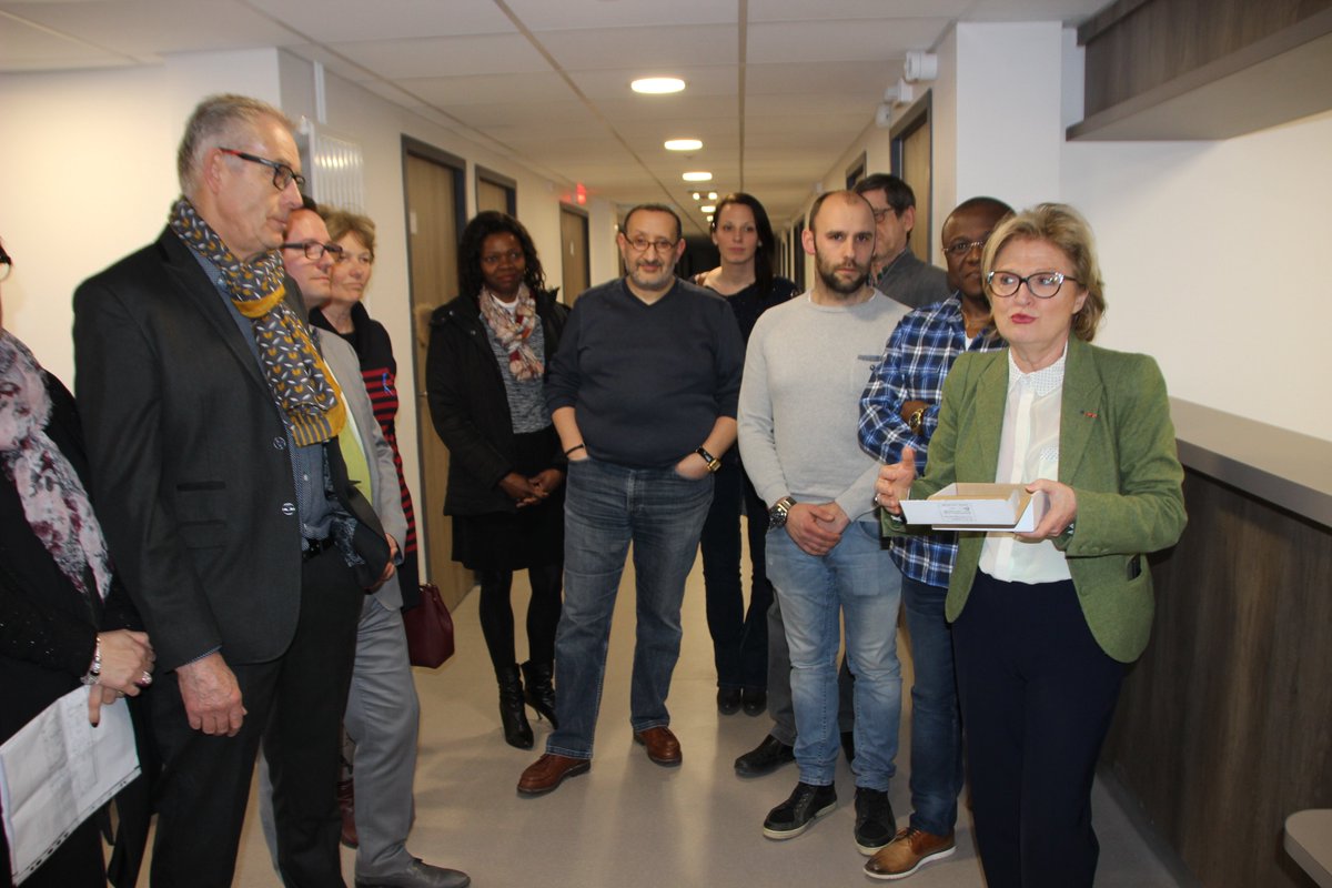 Marie-Claude Jarrot a remis les clés de la Maison de Santé Pluridisciplinaire ce vendredi. montceaulesmines.fr/les-actus