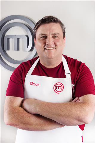 MasterChef_IRL's tweet photo. Choose the correct #CelebrityMasterChefIRL WINNER then Like &amp; RT for your chance to win a MasterChef Apron. @TV3Ireland Thursday at 9pm https://t.co/MsUh2mFjKM