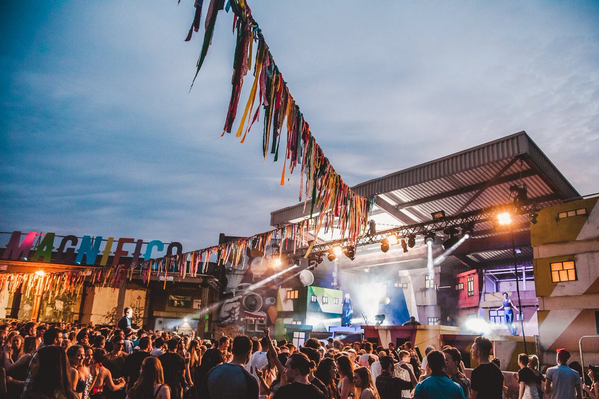 Tickets are now on sale for Carnival Magnifico at <a href="/rainbowvenues/">The Rainbow Venues</a> with <a href="/DavidRodigan/">David Rodigan</a> <a href="/TODDLAT/">toddlat</a> 🎊 skiddle.com/news/all/Carni…