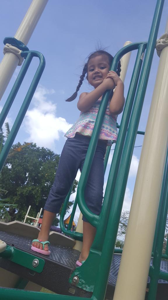 charjeeawngh's tweet photo. My Life Involves a Little Girl Name Zaely I'ree ๐๐ #NinaPrincess #LovingYouLongTime โค @xadz0516 https://t.co/glTH5Cird9