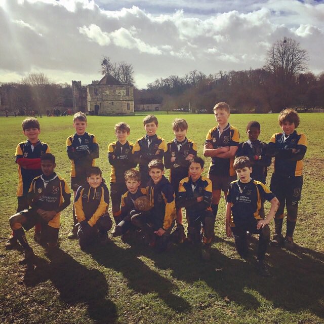 <a href="/MidhurstRFC/">Midhurst RFC</a> U11's 15 Cranleigh U11's 10 — with Simon Craig and Matt Colban at ￼Midhurst Rugby Club #rugby #winners