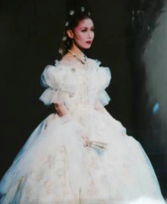 元宝塚歌劇団 娘役トップ 檀れい 大鳥れい 直筆サイン 雑誌当選品 四切