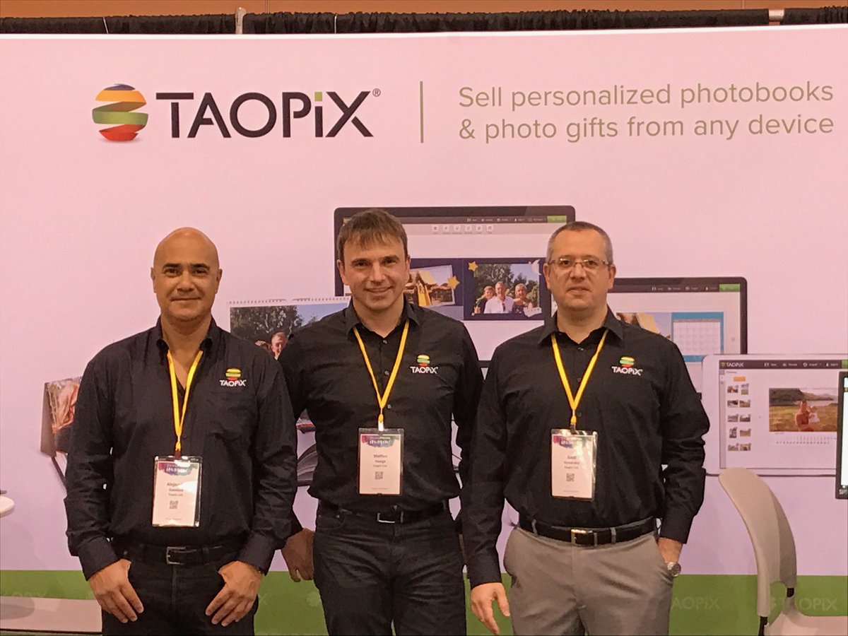 Taopix_HQ's tweet photo. Thank you to everyone who created a Dscoop Souvenir and came to visit the Taopix team at #DscoopPhoenix https://t.co/FBrUvzaUBE