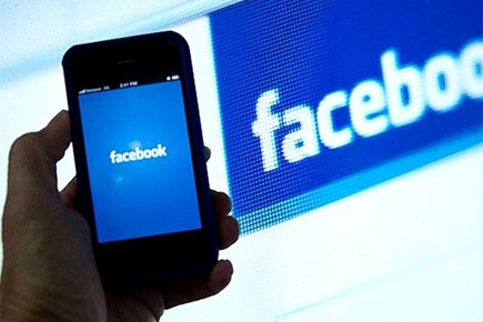 mid_day's tweet photo. #Facebook may add 'Dislike' button in Messenger. What do you think about it? https://t.co/gpnEzyp26z
#middaytechnology https://t.co/SEK4ImJgzV