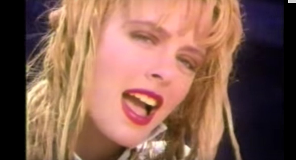 JdeMontreal's tweet photo. [VIDÉO] La chanteuse Kathleen vise un retour sur disque
https://t.co/r1TPpo3cIJ https://t.co/Borlnt37hG