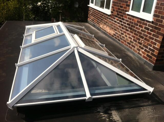 UK_Flat_Roofing's tweet photo. #HERTALAN #EPDM is a high quality system that is used by many professional #roofers such as @GenesisConLtd - https://t.co/4mY7leOfNN https://t.co/ZW8xzKcvfG