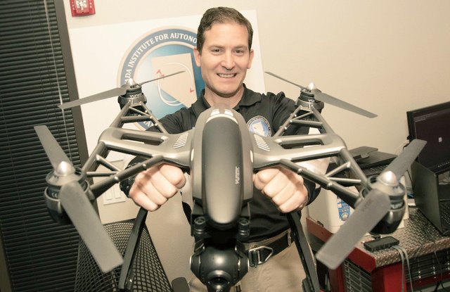Can #drones make it rain? Nevada officials upbeat on #cloudseeding prospects ow.ly/HPI7309iQjn <a href="/NIAS_Nevada/">NIAS</a> #Yuneec #drought #UAV