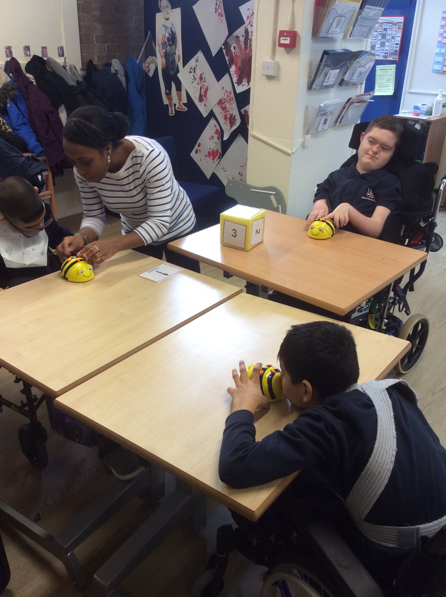 wilsonstfeed's tweet photo. #wschurchill having fun programming Beebots. Great counting and direction skills too! #wscomputing https://t.co/lbHx1rQPgh