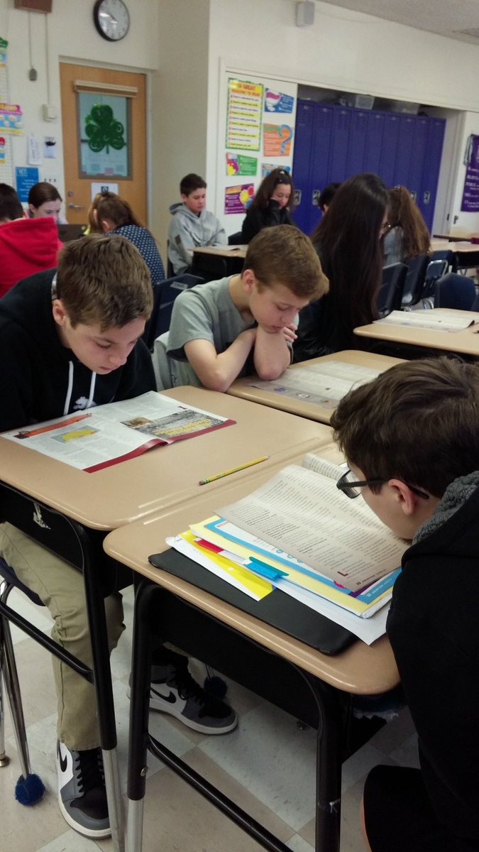 FDStahl's tweet image. Great way 2 start a Monday...with a ghost story &amp;amp; some critical thinking! Bring on the Post-its! #section73 #TheGhostBoy #Scope @_KELewis