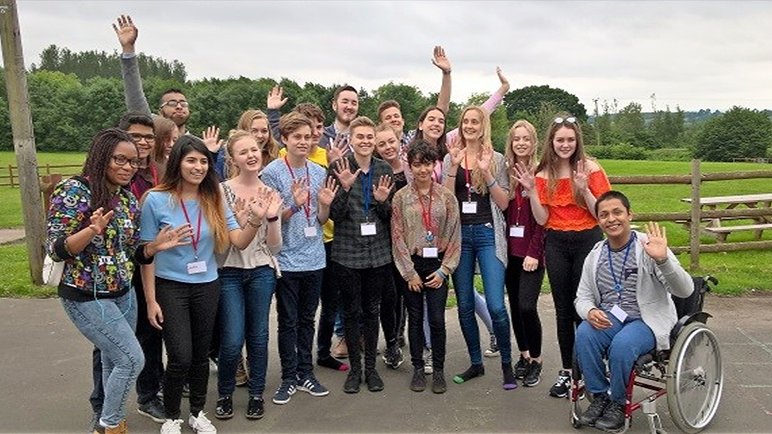 Why is it important to focus on young people's health? New blog post from @NHSYouthForum: ow.ly/b5IM309CzHs #YPHealthMatters