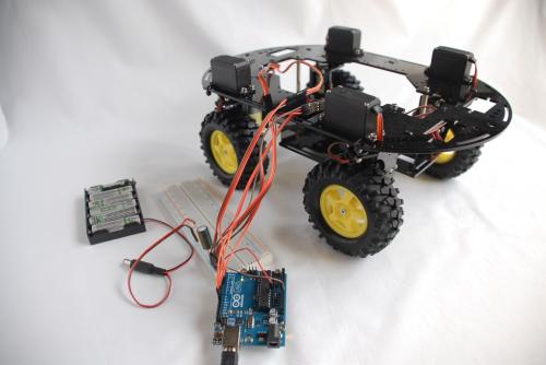 LetsMakeRobots's tweet photo. Andromina robot v.1.2, a #rover with #4directional #wheels #robot https://t.co/0VdWM3JR0t https://t.co/BYQUzTkXgA