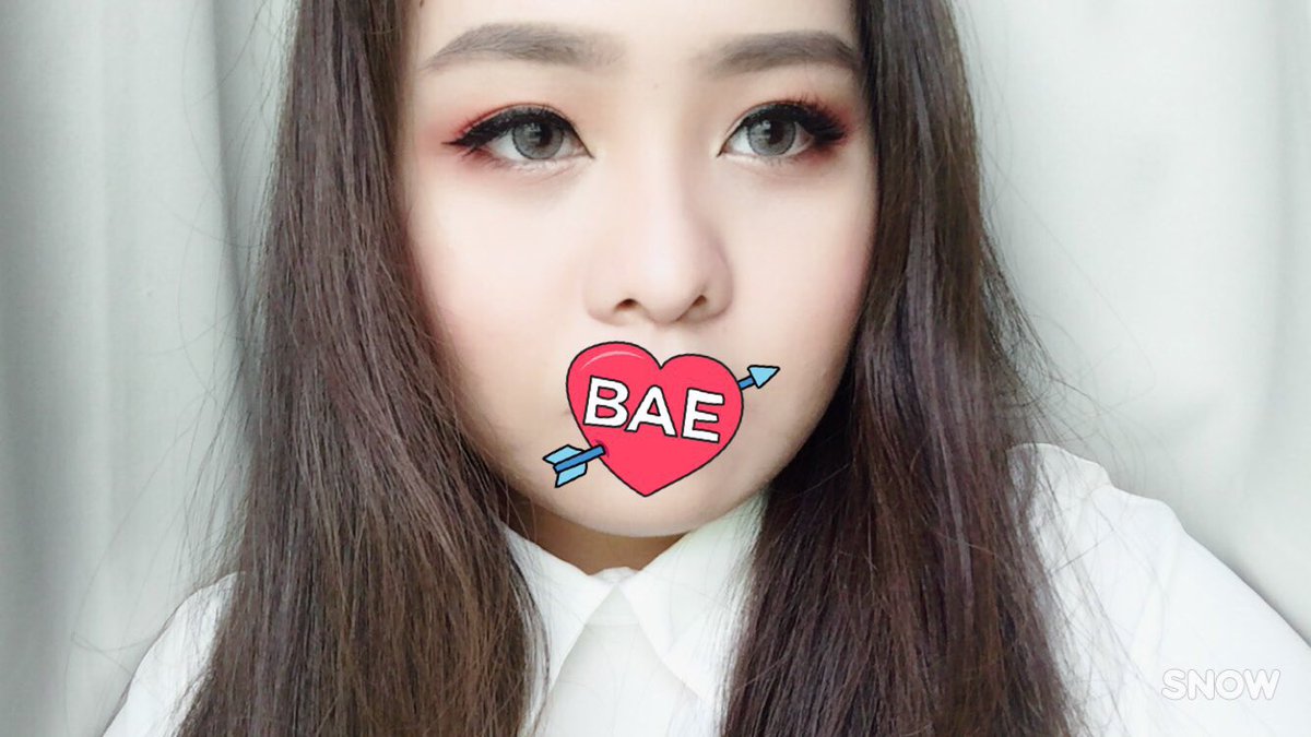 agastdz's tweet photo. we love red #agasu

[ #armyselcaday ] https://t.co/i61Ti398a0