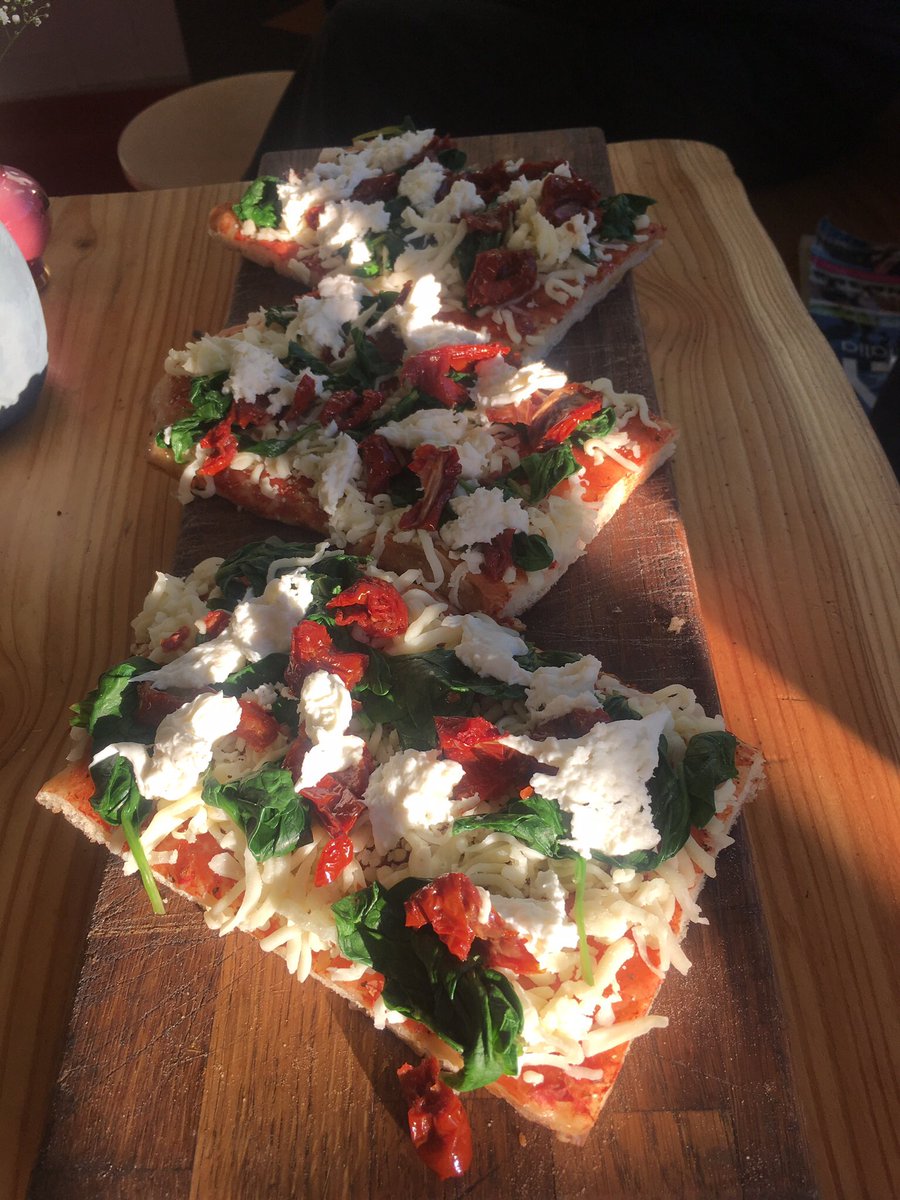 LuffBus's tweet photo. Some fine slabs of #luffs #pizza from inside the food hall #newtonabbot #espresso https://t.co/5Ygqc5pxOm