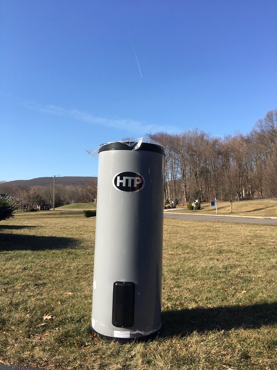 H20HeatingInfo's tweet photo. Pictured here: a new #HTP GL50 in its natural environment, isn't she a beaut? @HTProductsInc #plumbing #lovewhatudo #jsully #storagetank https://t.co/JyqdSVqi31