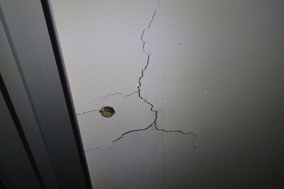 Bouwschade: Enkele maanden na oplevering van een dakkapel blijkt deze te verzakken.... bouwwereld.nl/bouwkennis/bou…