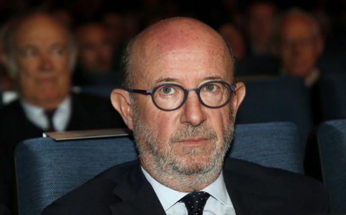 Emilio Saracho prepara a Banco Popular para una fusión bit.ly/2n5RLT6