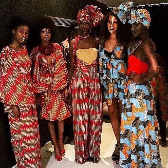 DFMAmakeup's tweet photo. Some more amazing #models for #PFW17 by our incredible #DFMA pro team! #mua #fashion #dfmacosmetics #unlimitedaftercare #makeupcourses #pfw https://t.co/XL9ZqKnDSG