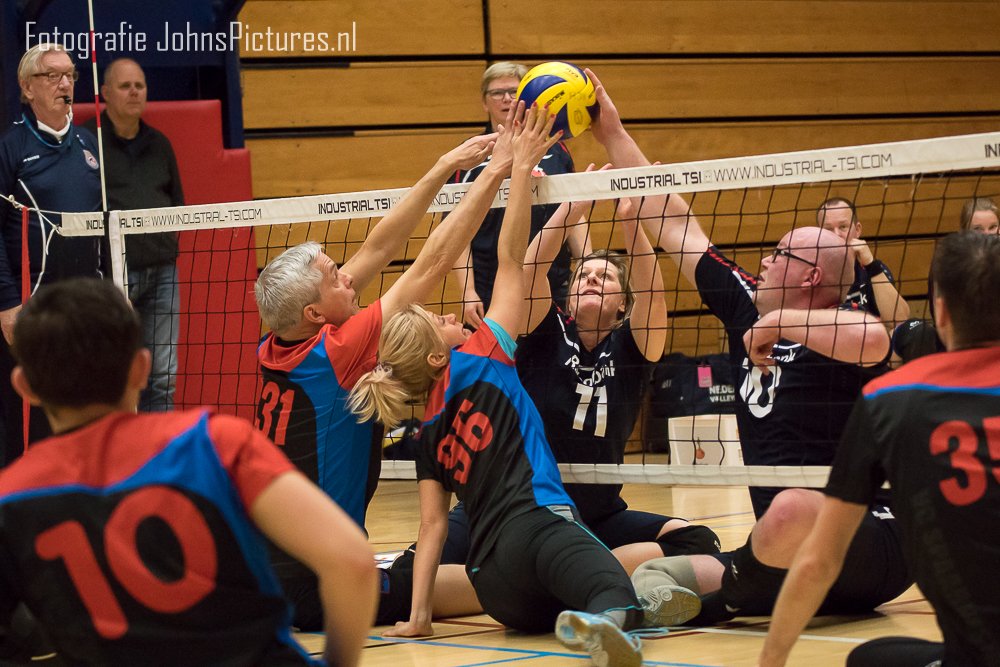 Foto reportage #paravolley toernooi bij VCH <a href="/Zitvolleybal/">Zitvolleybal</a> @ZitvolleyZstad <a href="/Zitv_Alterno/">Zitvolleybal Alterno</a> <a href="/ParaVolleyT/">ParaVolleyT</a> <a href="/ParaVolley/">World ParaVolley</a> 
flic.kr/s/aHskVuD1sY