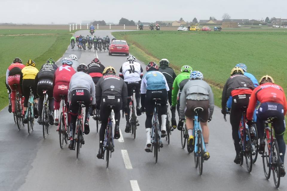 El Pelotón Colbrelli gana y Porte se diluye