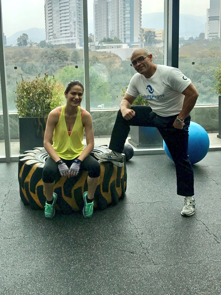 MarizAimee's tweet photo. You dont get the ass you want by sitting on it ! 🙈@nelsonvargas_ff #RETONV #SantaFeTeam https://t.co/DJXmWRFSUH