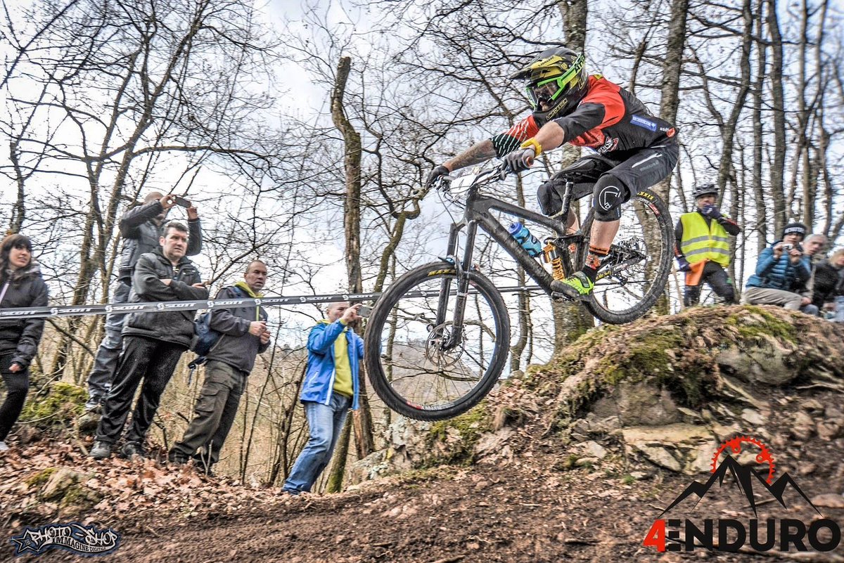 Jumping on the finish line...stage 1 #4enduro ✊
#lupatobrothers