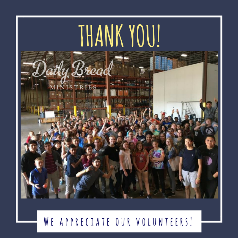 DBMinistries's tweet photo. Over 200 Journey Fellowship students sorted 30 boxes &amp; bagged 2100 lbs of bulk beans into 1 lb packages. #JFStudents - You're amazing! https://t.co/NEkLwbQxZU
