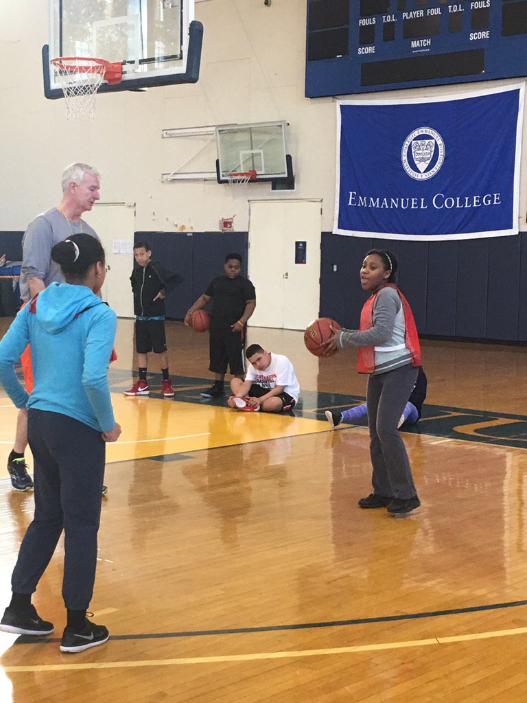 MissionGrammar's tweet photo. TY @EmmanuelCollege & #CoachHarris @ICSFBoston for the opportunity to build a #bballteam #checkusout @RCABKMEARS https://t.co/h0PuvY7jf2