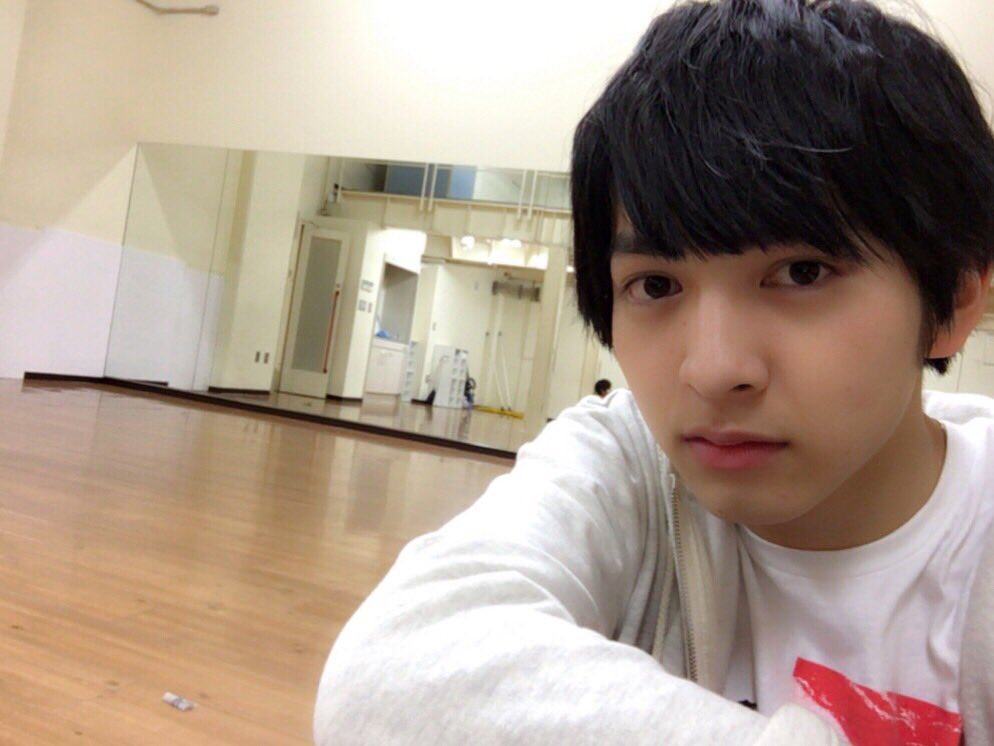 吉田仁人【つぶやき垢】 (@jintoyoshida_m) / Twitter