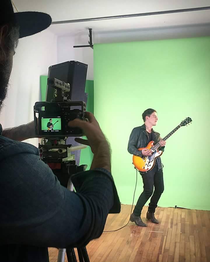 Lic_UlisesFans's tweet photo. Ya están preparando motores nuestros @KinkyTheBand @SoyelLicenciado para el @vivelatino, ya están listos #KinkyFans #UlisesFans?  😍🤘 https://t.co/iSAXKJzttx