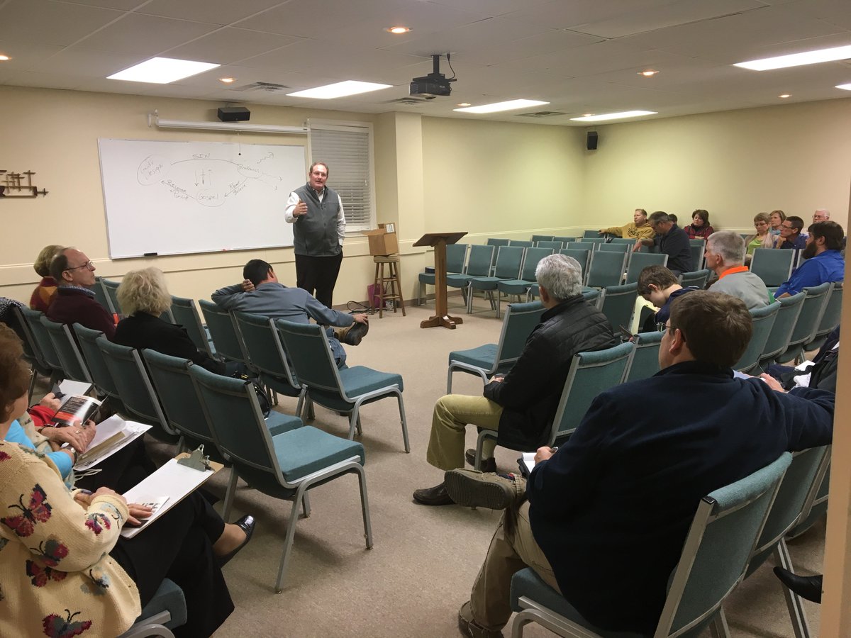BayLeafLife's tweet photo. Pastor @MartyJacumin teaching us how to share the gospel using the 3 Circles: Life Conversation Guide. Great workshop last night! https://t.co/EPvLNPRQhT