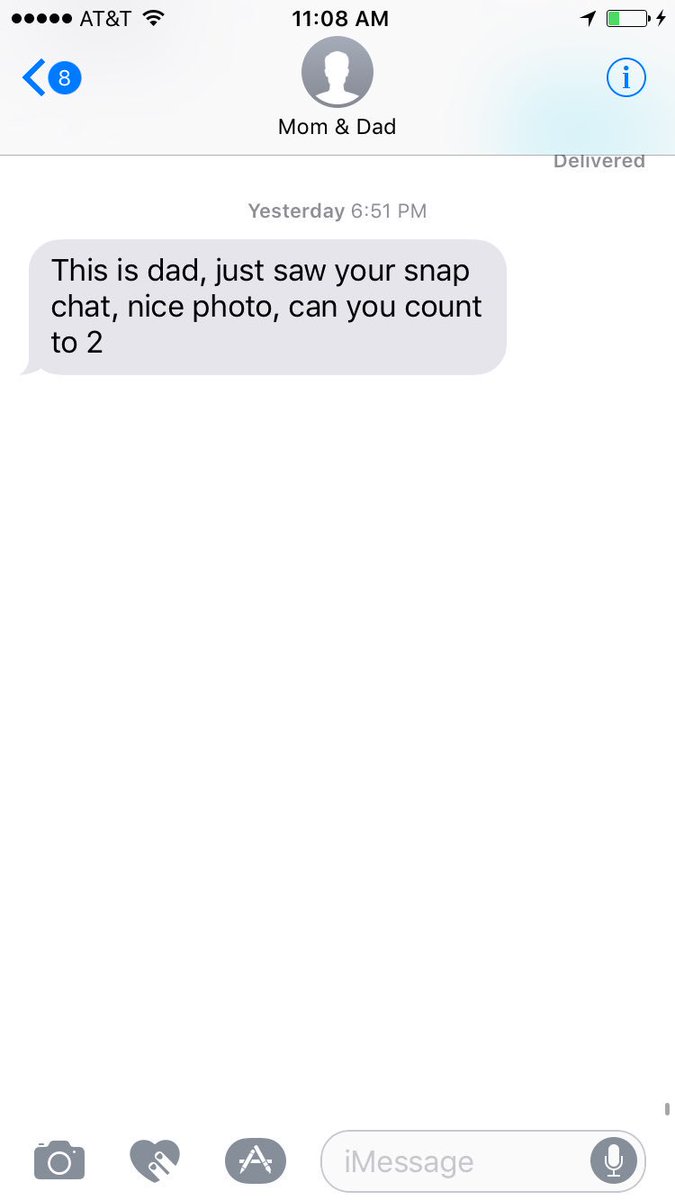 AlexRiverasDip's tweet photo. When your conservative parents find a picture of you online flipping the bird 🖕🏼#textsfromparents #parentsonsocialmedia https://t.co/HS0Ecn0EMM