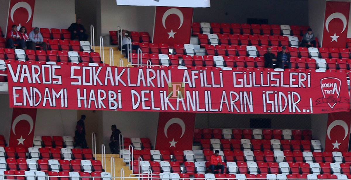 fanatikcomtr's tweet photo. Antalyaspor tribünlerinden bir pankart https://t.co/ryaOkB4whZ